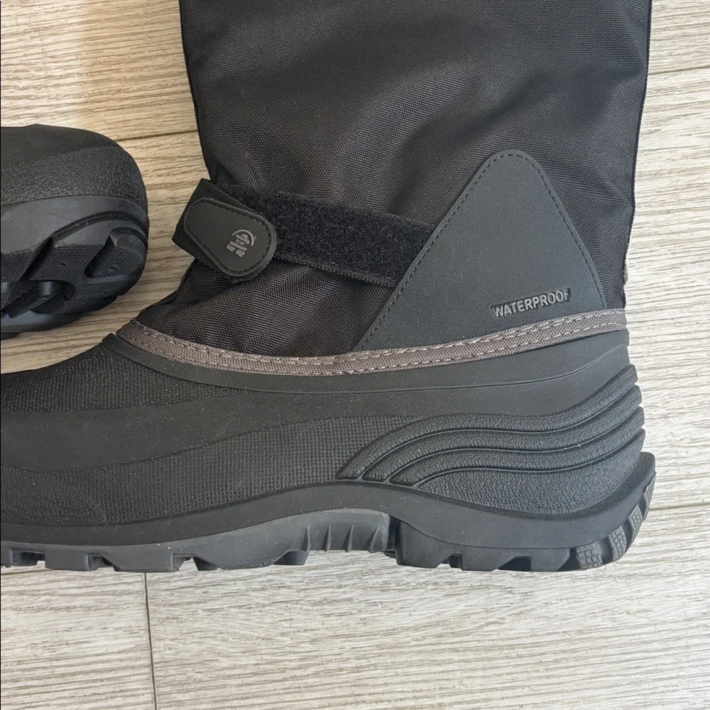 Kamik Waterbug 5 Black Charcoal Boots size 7
